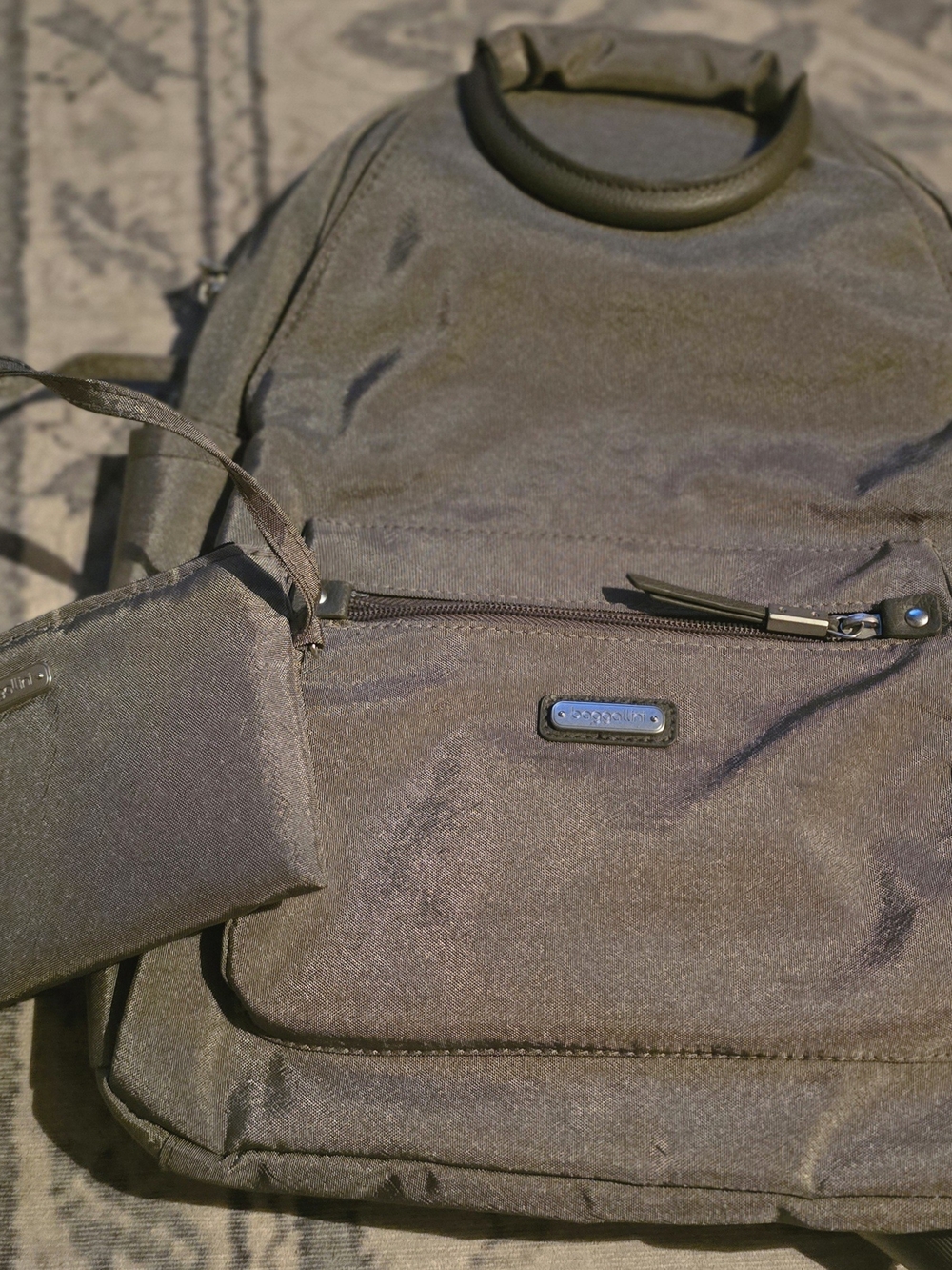 Baggallini Backpack With Wristlet